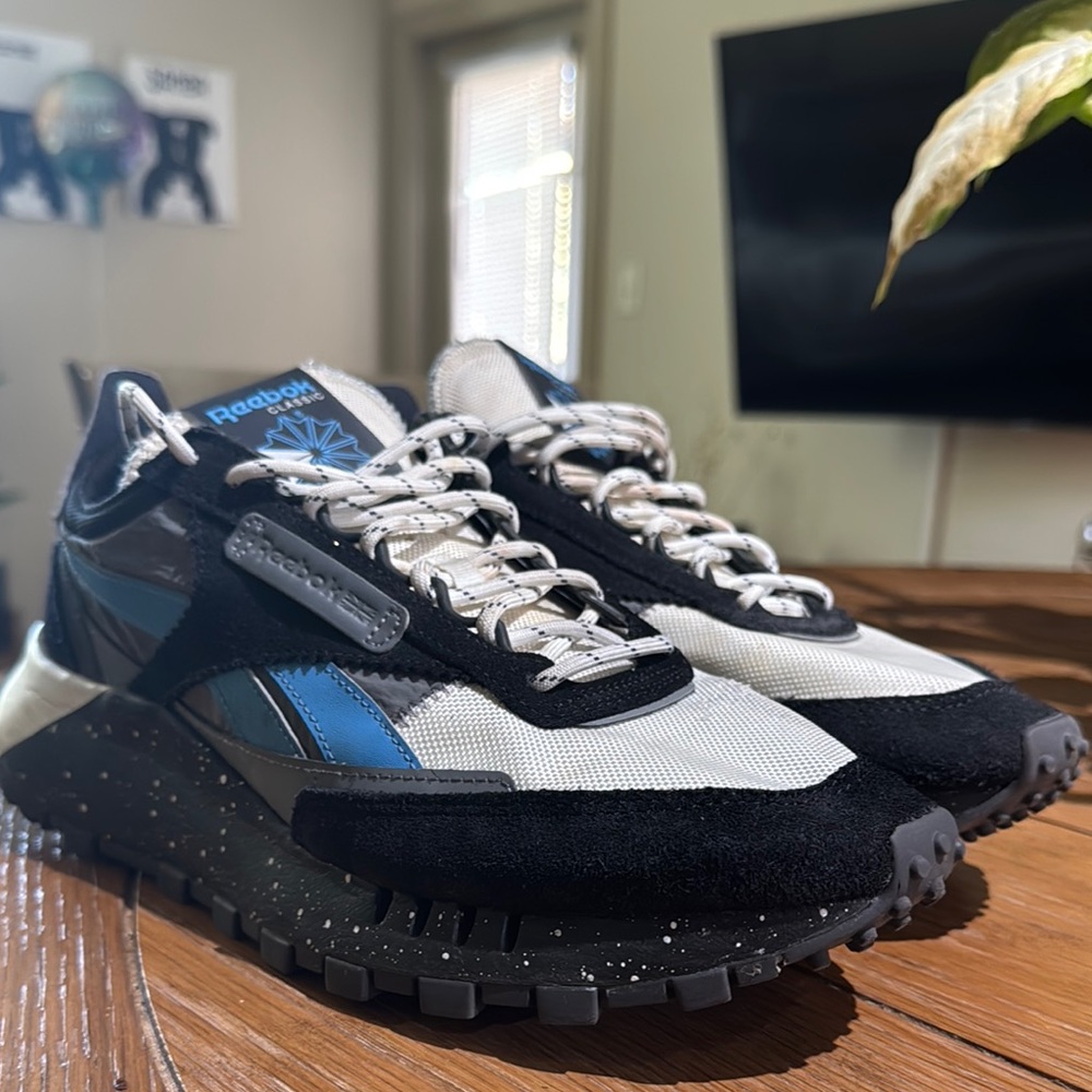 Reebok Men's Black, Gray, and Blue Sneakers
